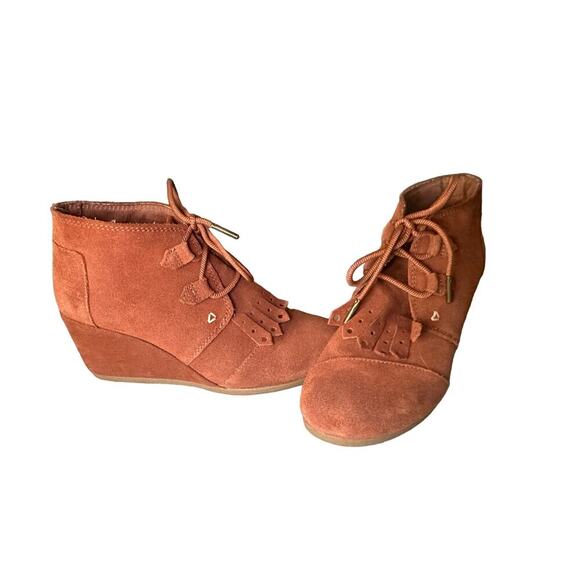 Toms‎ | Size: 7 | Desert Wedge Brown Suede - Picture 1 of 6